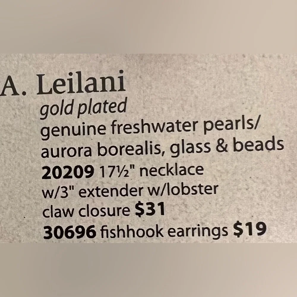 PREMIER DESIGNS LEILANI Faux Pearl Beaded 18